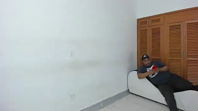 Offline brutal_sex_room2k on StripChat