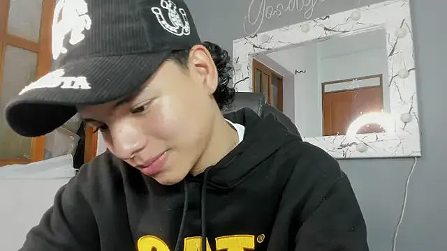 Offline camillo_virgil on StripChat