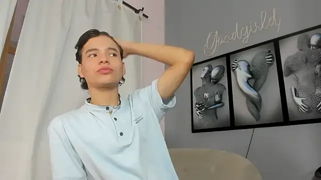 Offline camillo_virgil on StripChat