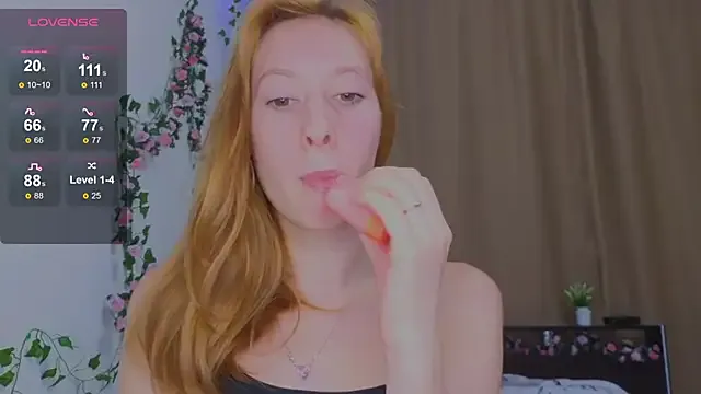 Freechat Candy_Flosse on StripChat