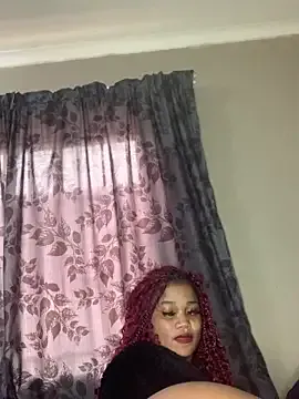 Offline cardibabe on StripChat