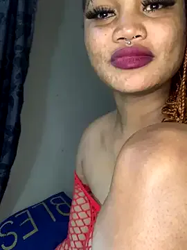 Offline cardibabe on StripChat