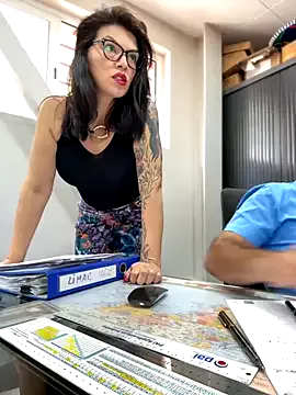 Offline CarlaConnorTV on StripChat