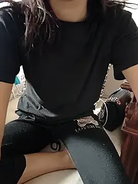 Offline carlina28 on StripChat