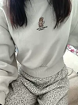 Offline carlina28 on StripChat