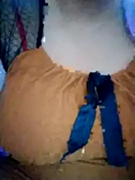 Offline carmelasexy on StripChat