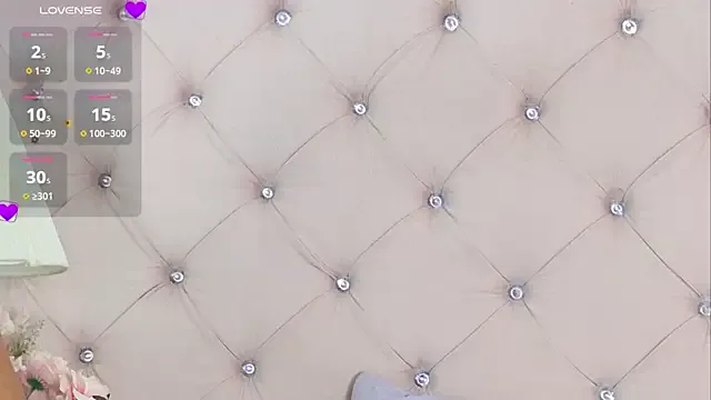 Offline CaterinaRomano on StripChat