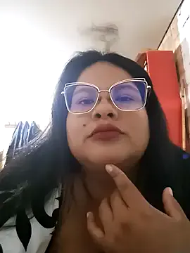 Offline celeste122595 on StripChat