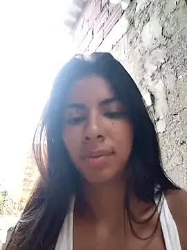 Offline chaparritahot99 on StripChat