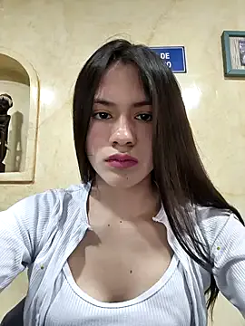 Private CHARLOTTE__05 on StripChat