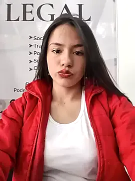 Private CHARLOTTE__05 on StripChat