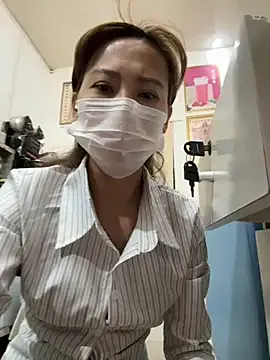 Cherry520 on StripChat