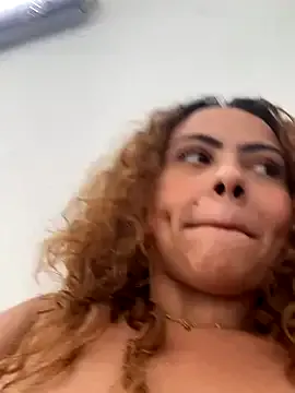 Offline Chloe_Leaozinho on StripChat