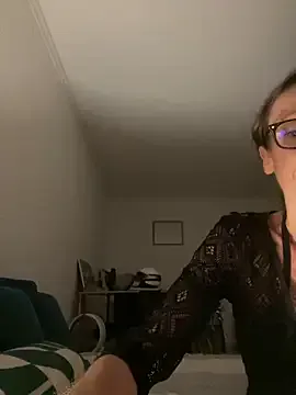 Freechat Chris06d22@xh on StripChat