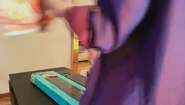 Offline christin_lake on StripChat