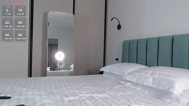 Offline christinafitness on StripChat