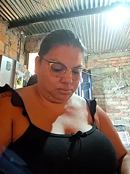 Offline chubby_sexy_big_tits on StripChat