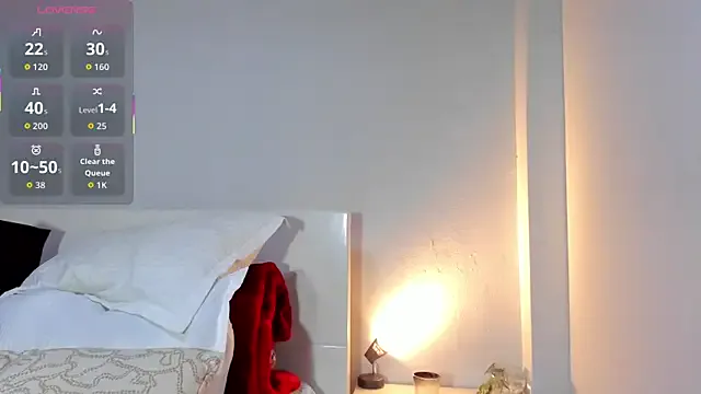 ClaraMariaMon on StripChat