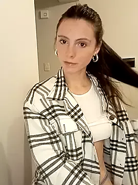 Offline coquette15 on StripChat