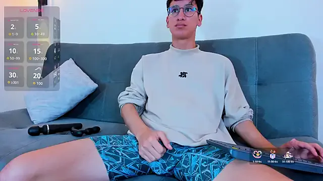 Offline Cum_hunters on StripChat