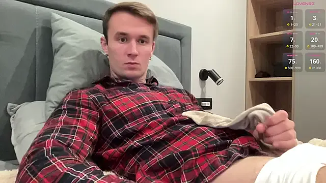 Offline cute_mark on StripChat