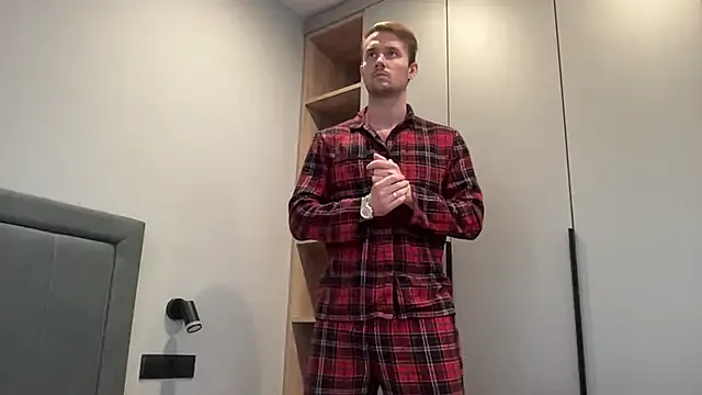 Offline cute_mark on StripChat