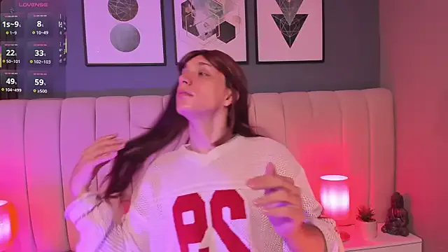 Offline DaimondPink on StripChat