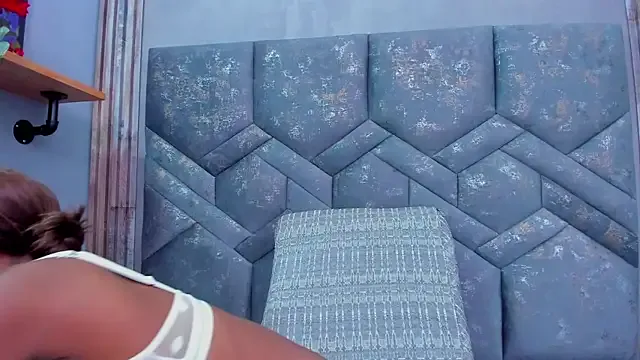 Offline dalilaqueen on StripChat