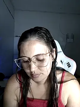 Freechat dani123unica on StripChat