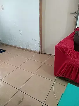 Offline dea40 on StripChat