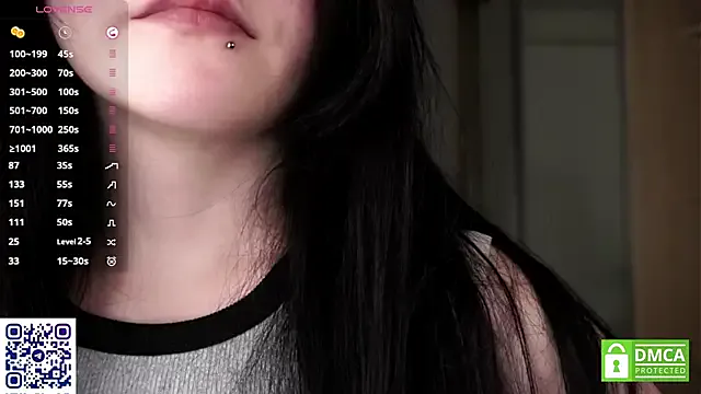 Offline DelphaDivenere on StripChat