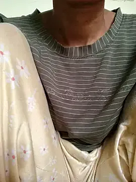 Offline Desi_Bhabi_01 on StripChat