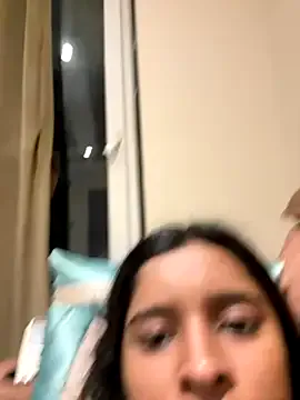 Offline desitease on StripChat