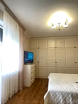 Offline Dina0908 on StripChat