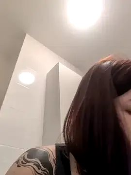 divine_eve on StripChat