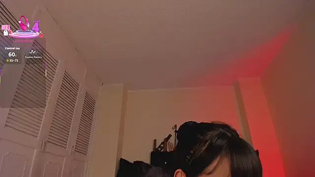 Offline Draculairis on StripChat