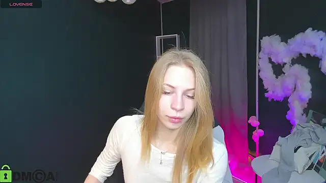 StripChat Elis_Fox is Freechat Elis_Fox — NAKED TITS