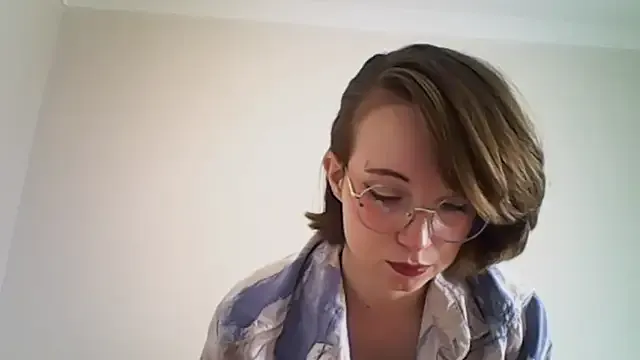 Offline Elise_Nyx on StripChat