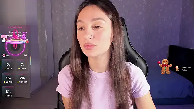 EllaFresh on StripChat 