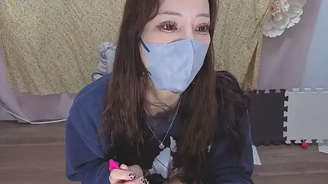 Offline Ema_japanese on StripChat