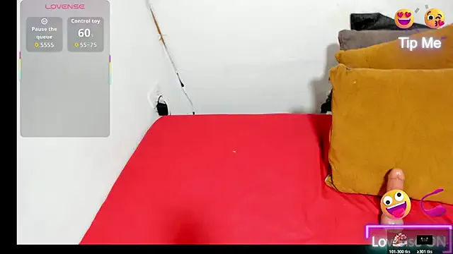 Offline esmeraldaladys on StripChat