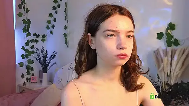 Offline Evi_Brook on StripChat