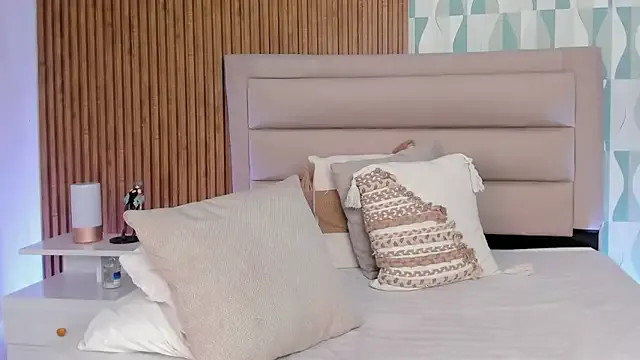 StripChat FatimaEvans is Private FatimaEvans — RIDE PILLOW+TOPPLES+CREAM IN BOOBS