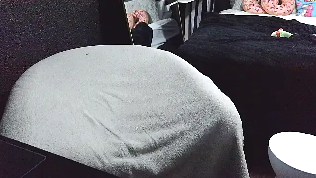 Offline fetishslut4u on StripChat