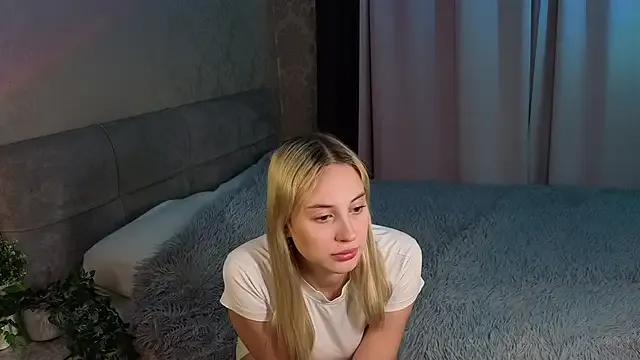 foxy_vivi on StripChat