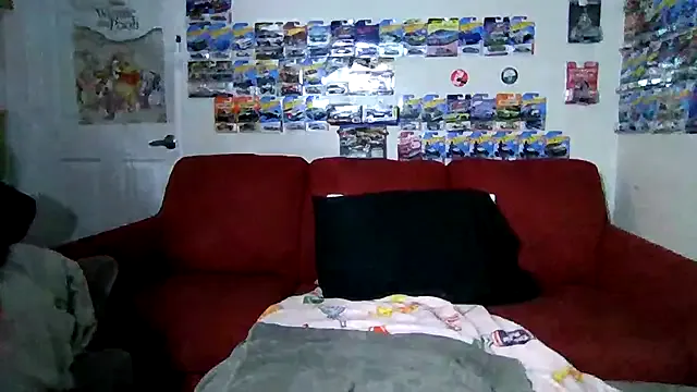 FreakyDreama on StripChat