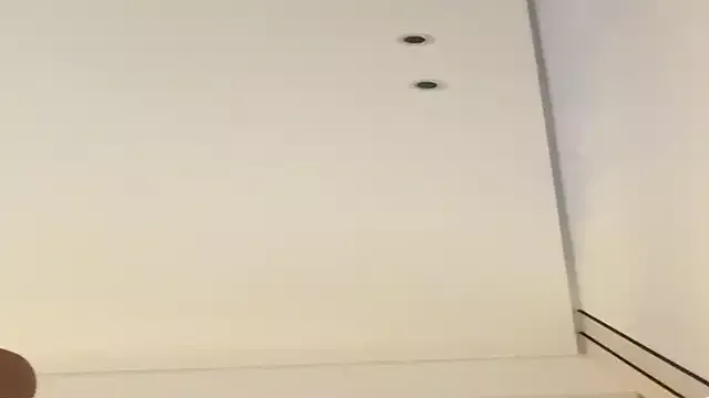 Offline frnk30151 on StripChat