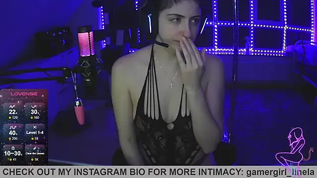 Offline Gamergirl-Linela on StripChat