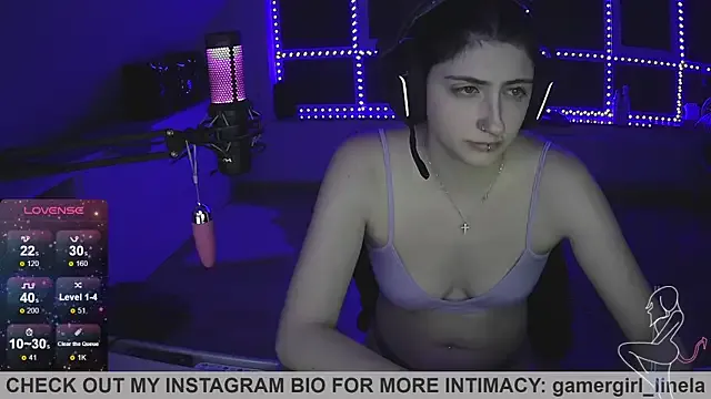 Offline Gamergirl-Linela on StripChat