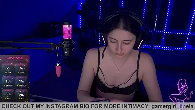 Offline Gamergirl-Linela on StripChat